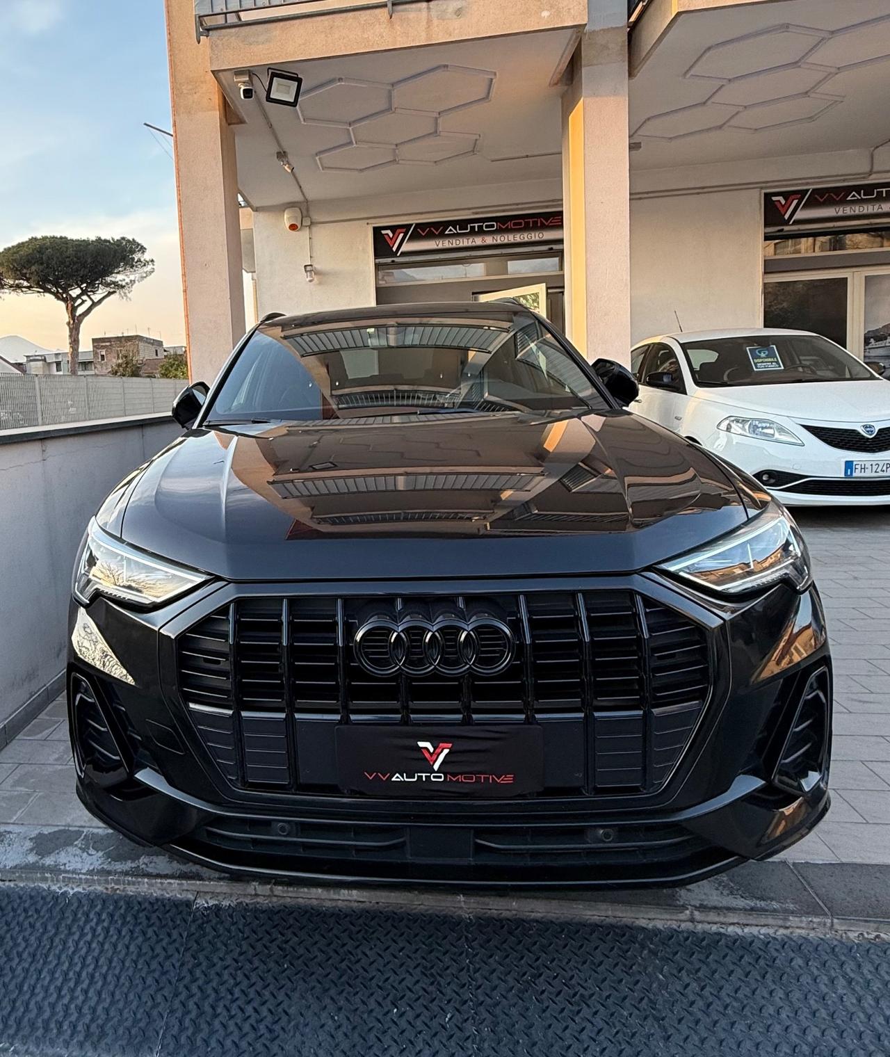 Audi Q3 35 TDI S tronic line edition Identity Black Full Led