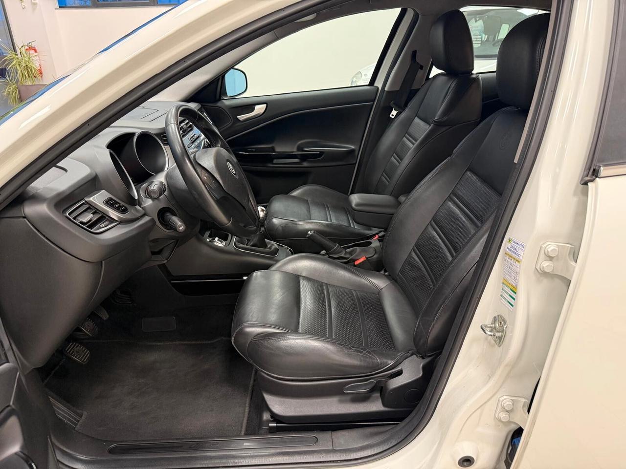 Alfa Romeo Giulietta 1.6 JTDm-2 105 CV Distinctive