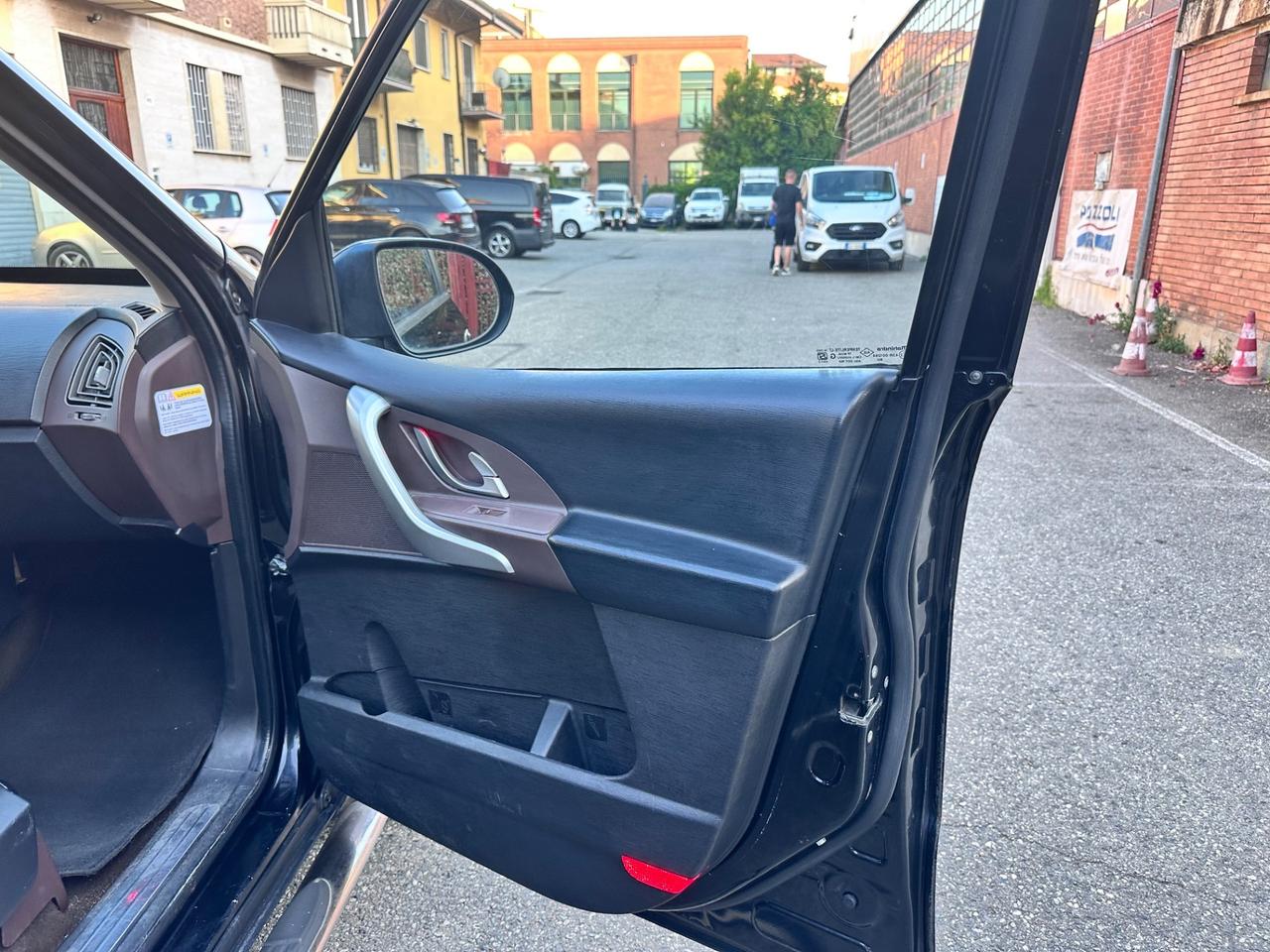 Mahindra XUV500 2.2 16V AWD W8