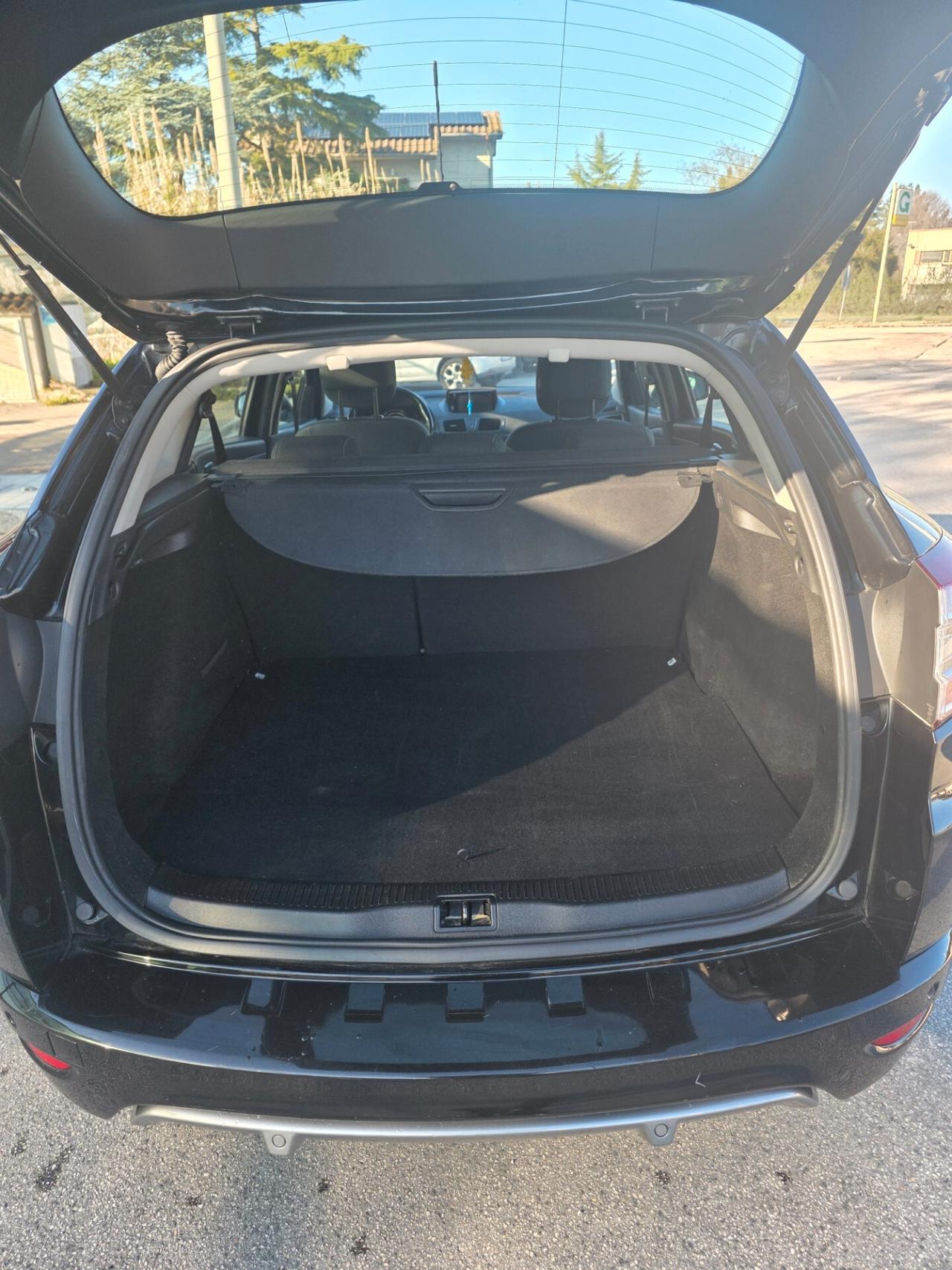 Renault Megane Neo patentati km certificati