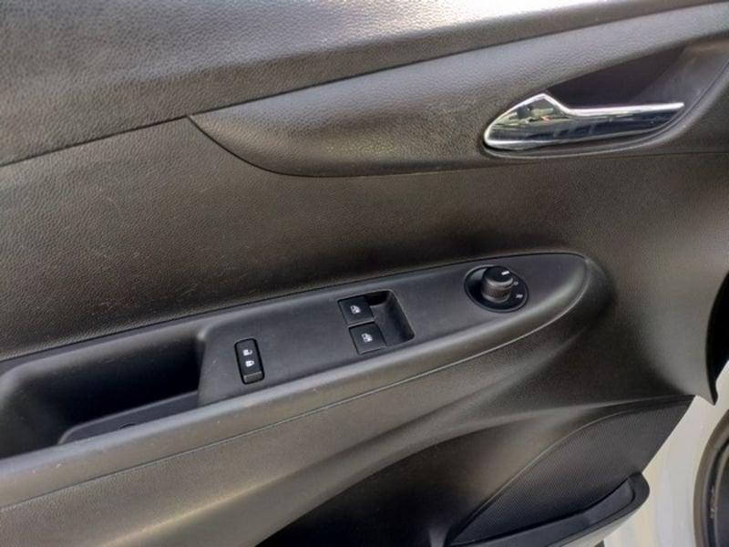 Opel Karl 1.0 75cv Rocks MT5