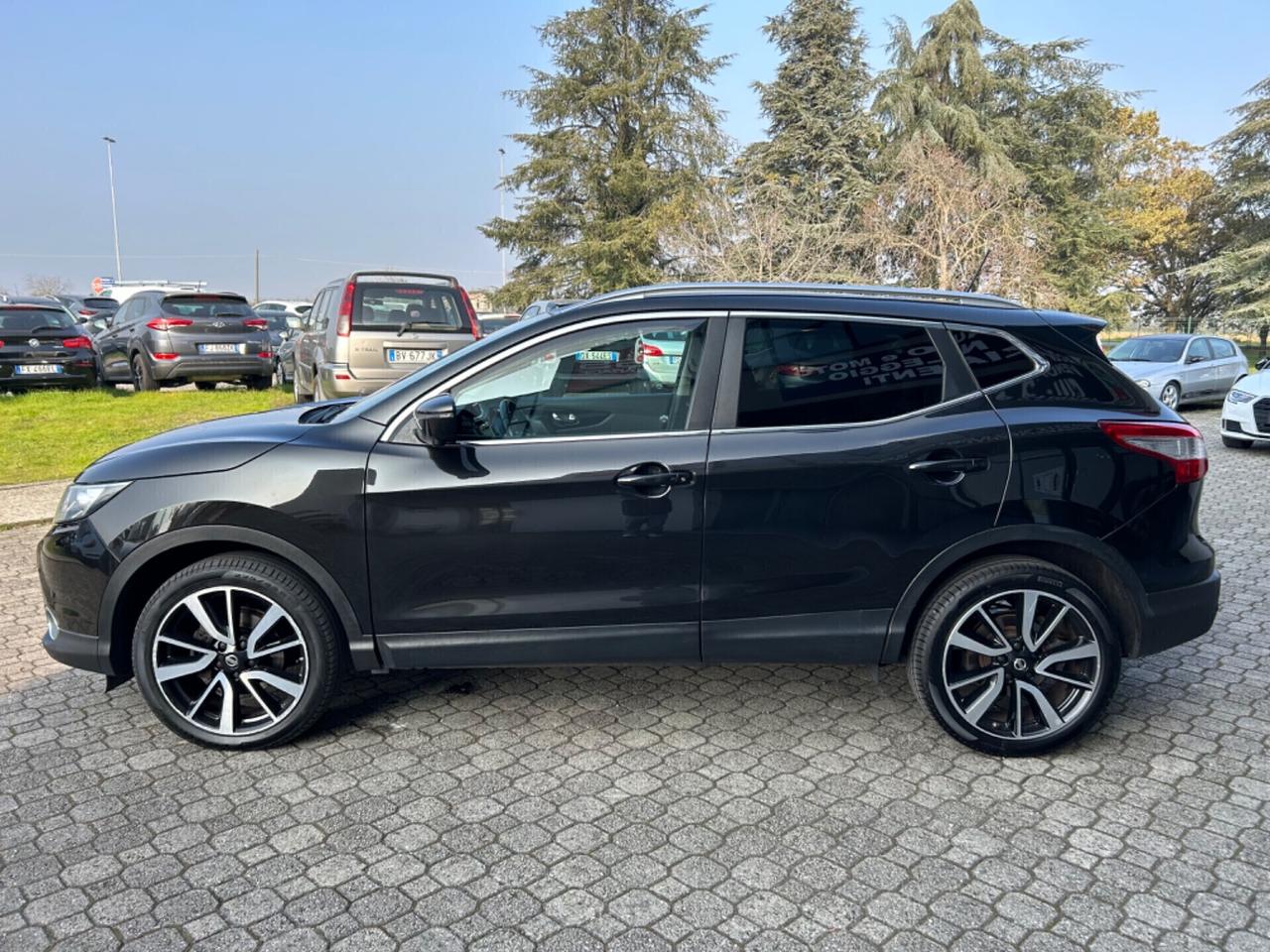 Nissan Qashqai 1.6 dCi | AUTOMATICO | SEDILI RISCALDATI