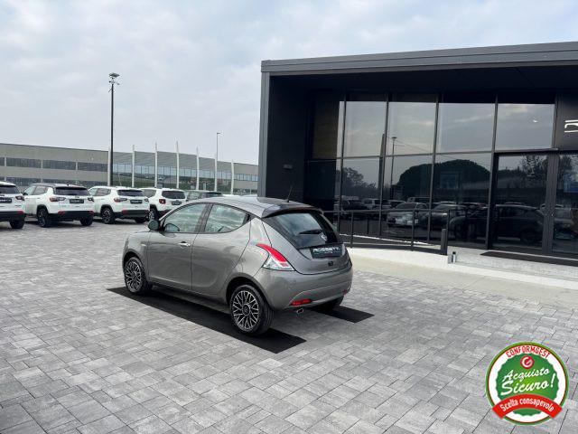 LANCIA Ypsilon 1.0 FireFly Platino Hybrid 5p ANCHE NEOPATENTATI