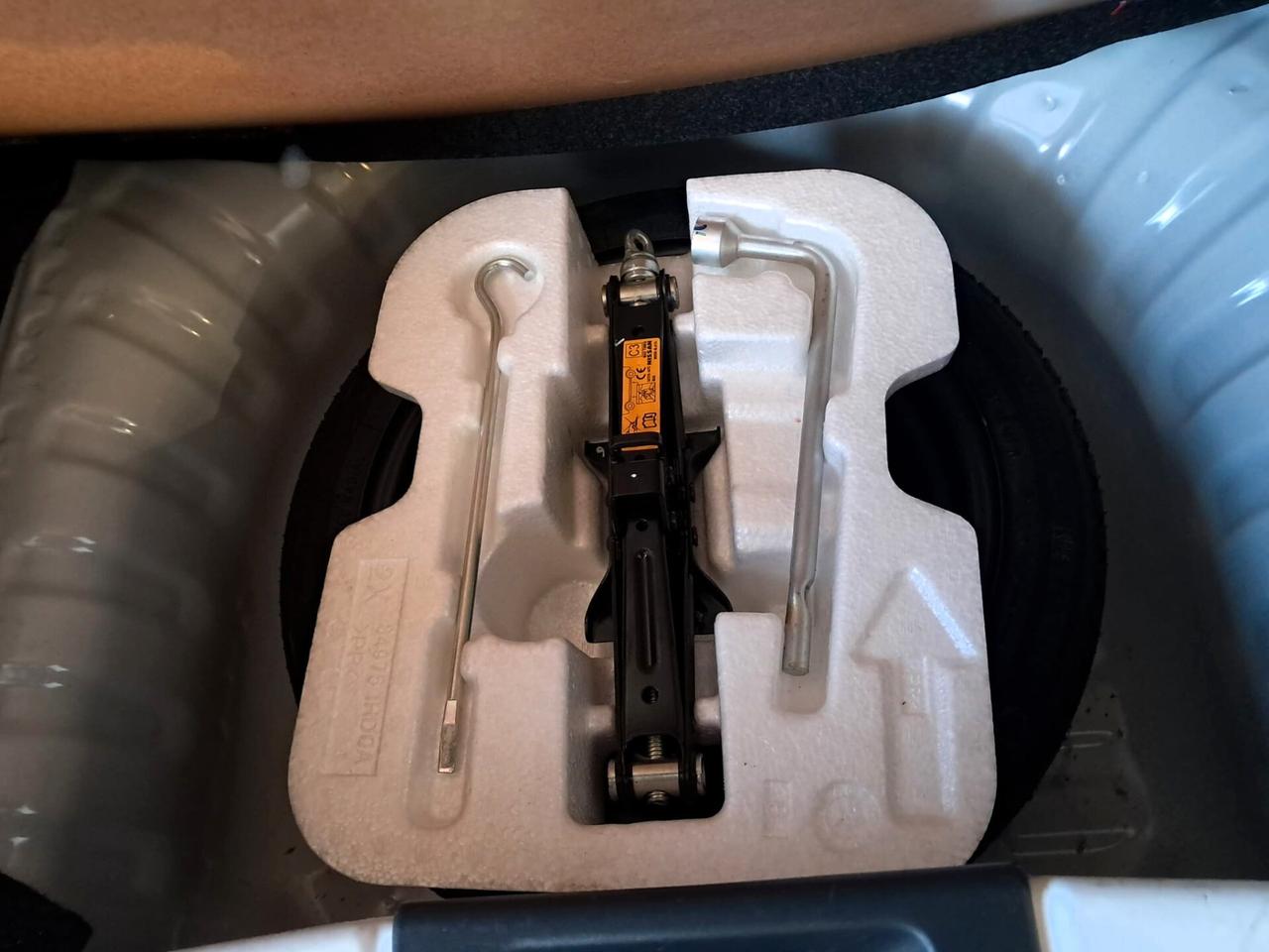 Nissan Micra 1.2 12V 5 porte Comfort