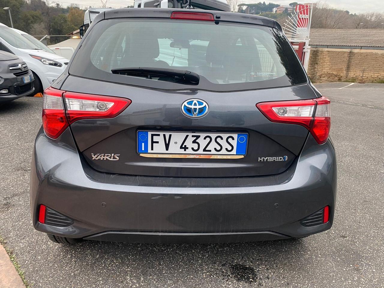 Toyota Yaris 1.5 Hybrid 5 porte Business