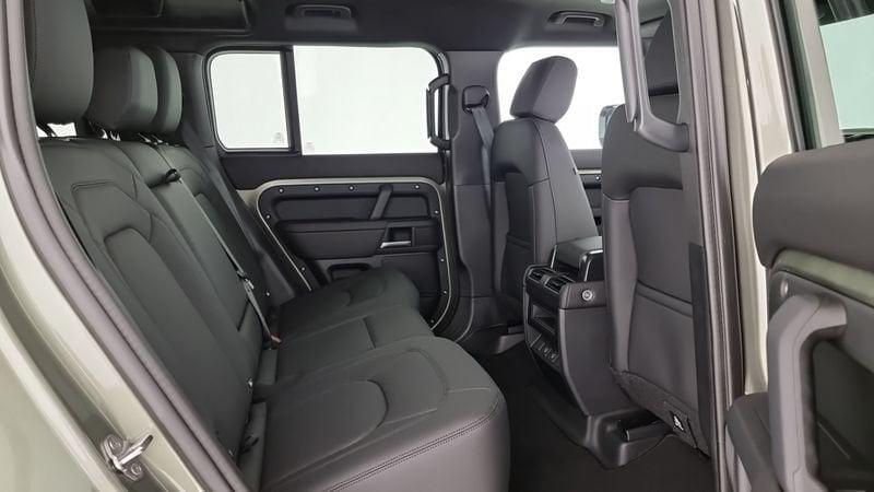Land Rover Defender 110 3.0D I6 200 CV AWD Auto X-Dynamic SE