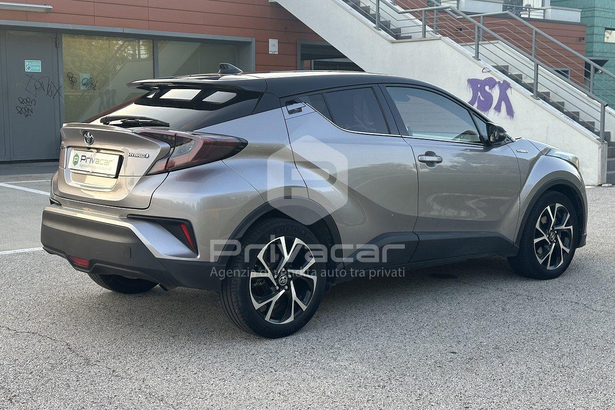 TOYOTA C-HR 1.8 Hybrid E-CVT Style