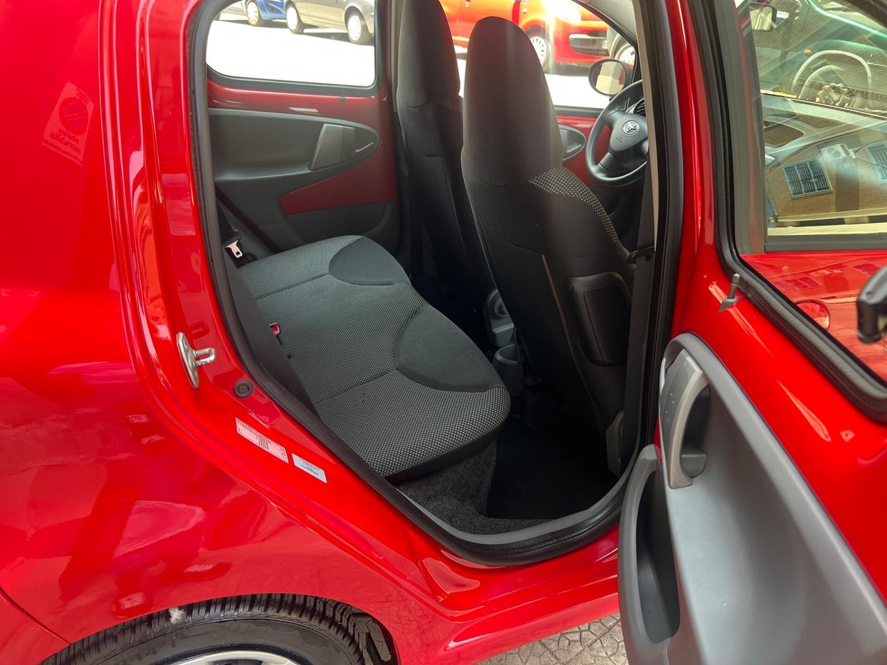 Toyota Aygo 1.0 12V VVT-i 5 porte Now GPL