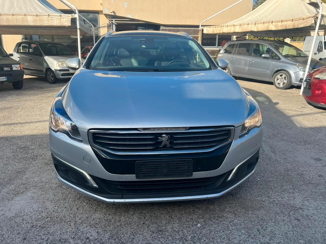 Peugeot 508 2.0 HDi 140CV SW Ciel Allure