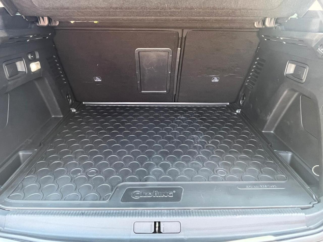 Peugeot 3008 1.6 HDi 120 S&S EAT6 Allure