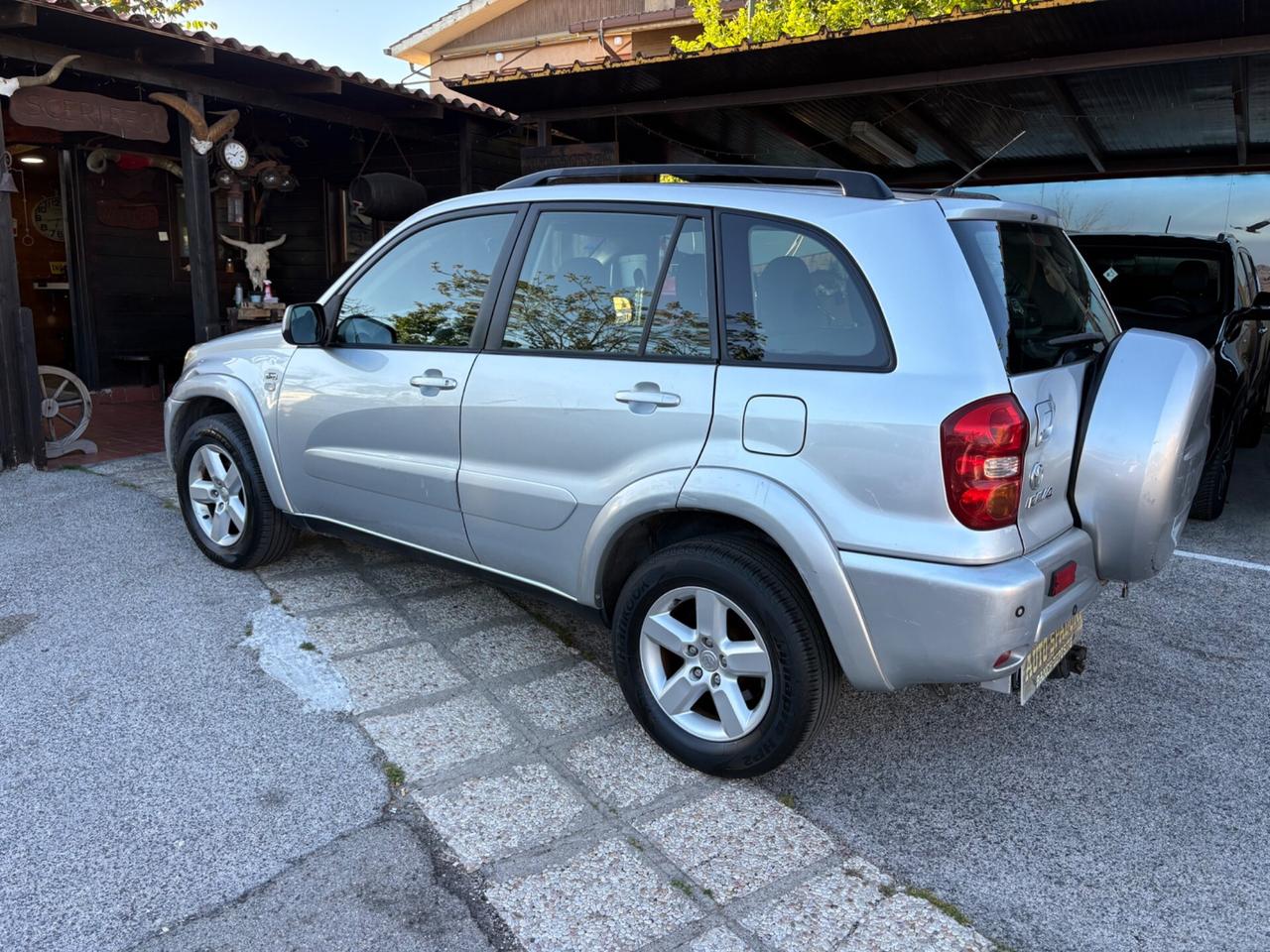 Toyota RAV 4 RAV4 2.0 Tdi D-4D cat 5 porte Sol