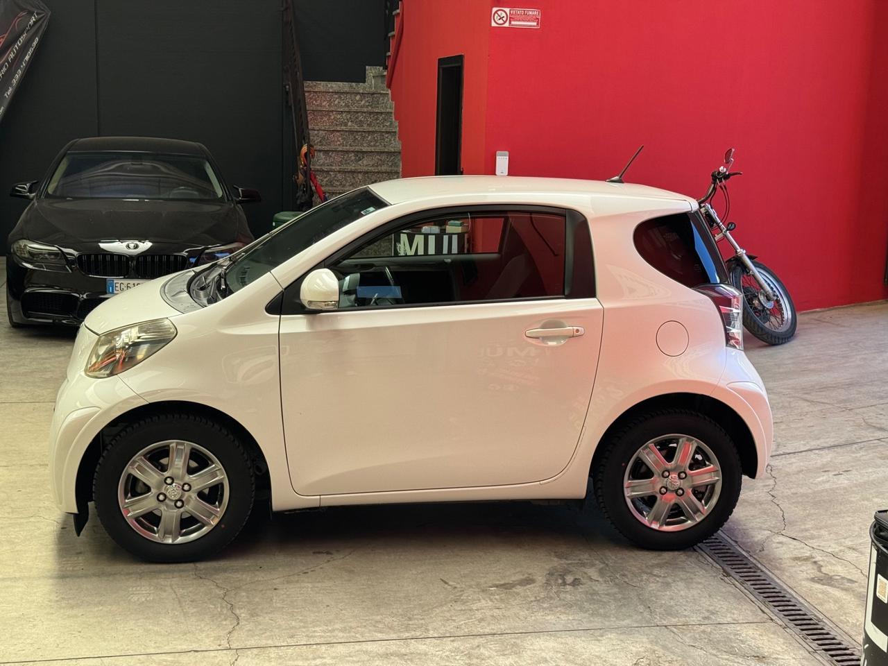 Toyota iQ 1.0 CVT High