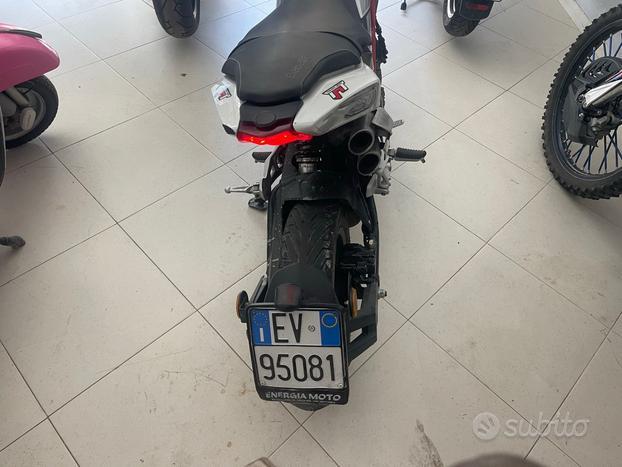 Benelli leoncini cc125 con super promo finanziabil