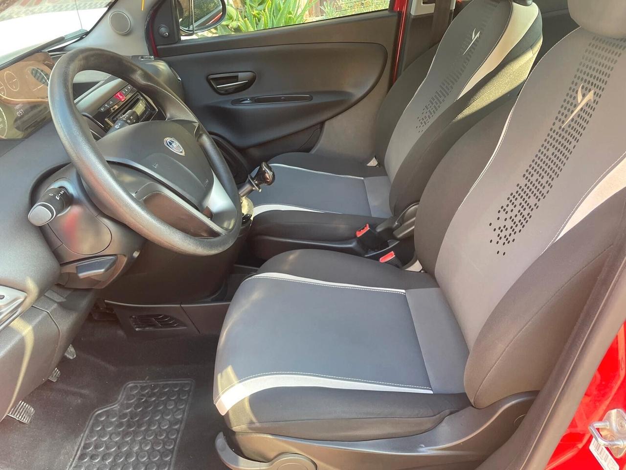 Lancia Ypsilon 1.2 69 CV 5 porte GPL Ecochic Gold