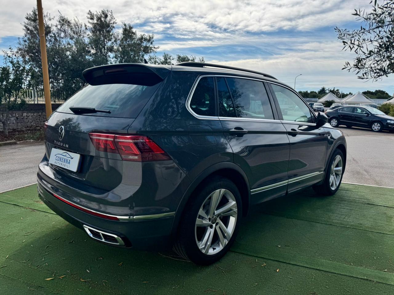 Volkswagen Tiguan 2.0 TDI 150 CV SCR DSG R-Line