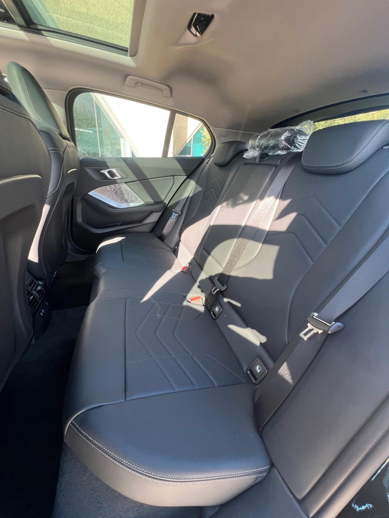 Bmw 120d 48V MSport Design possibilità noleggio no scoring