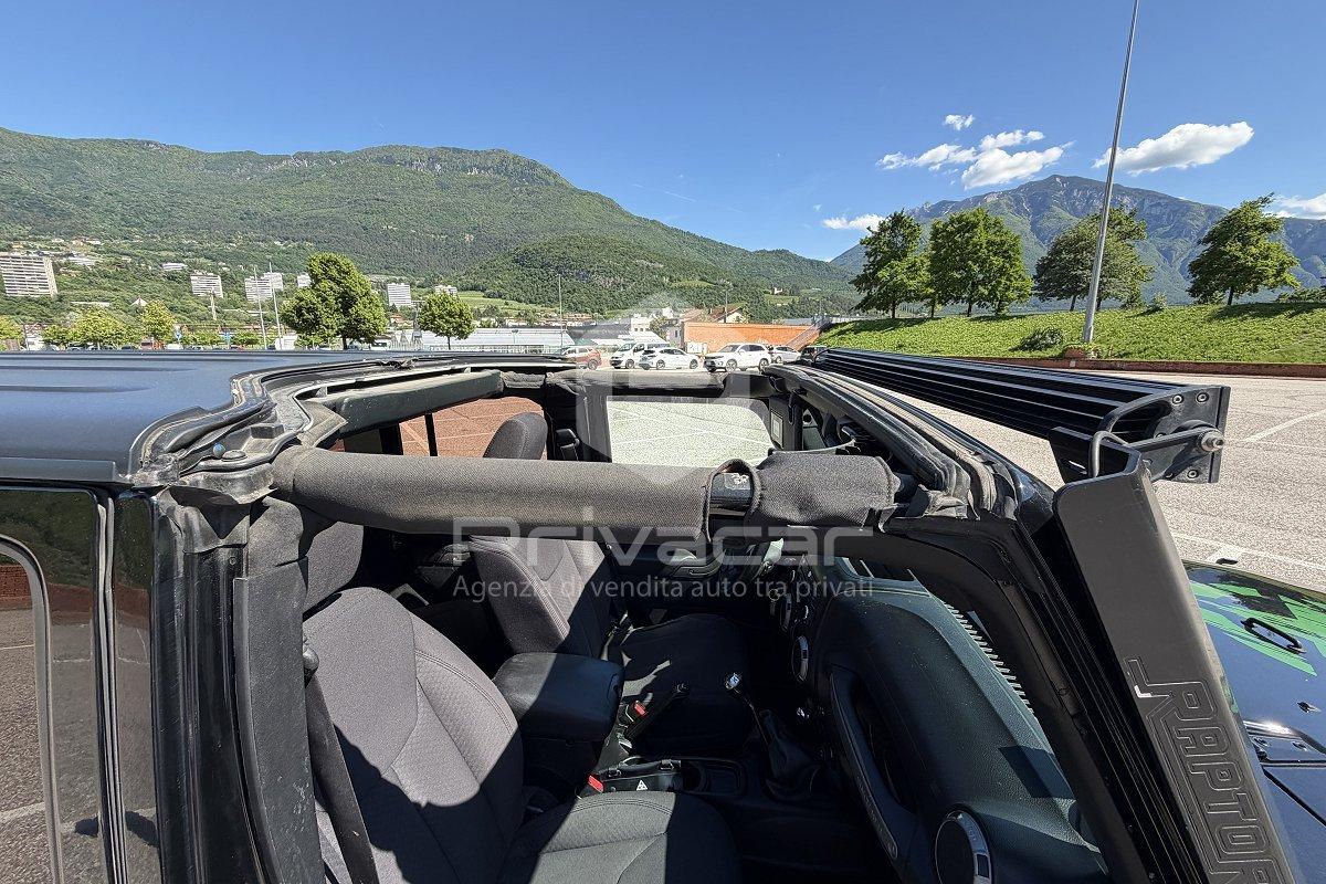 JEEP Wrangler Unlimited 2.8 CRD DPF Sahara