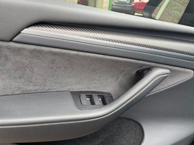 TESLA Model Y PERFORMANCE DUAL MOTOR AWD 4X4 CERCHI DA 21!