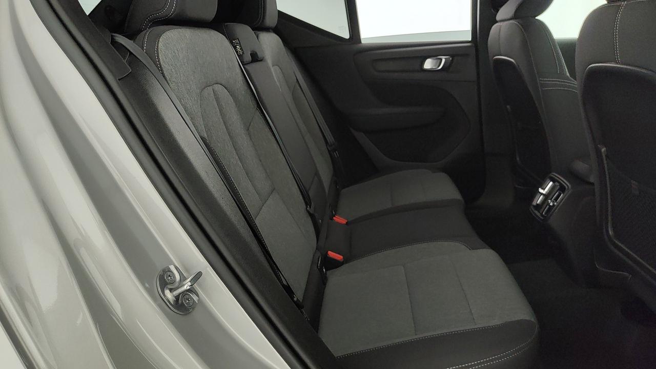 VOLVO XC40 2.0 b3 Core auto