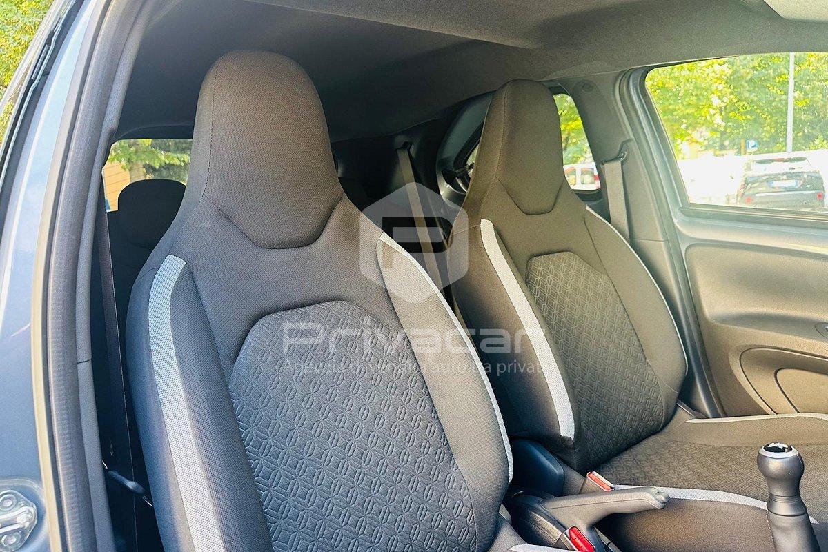 TOYOTA Aygo X 1.0 VVT-i 72 CV 5 porte Trend