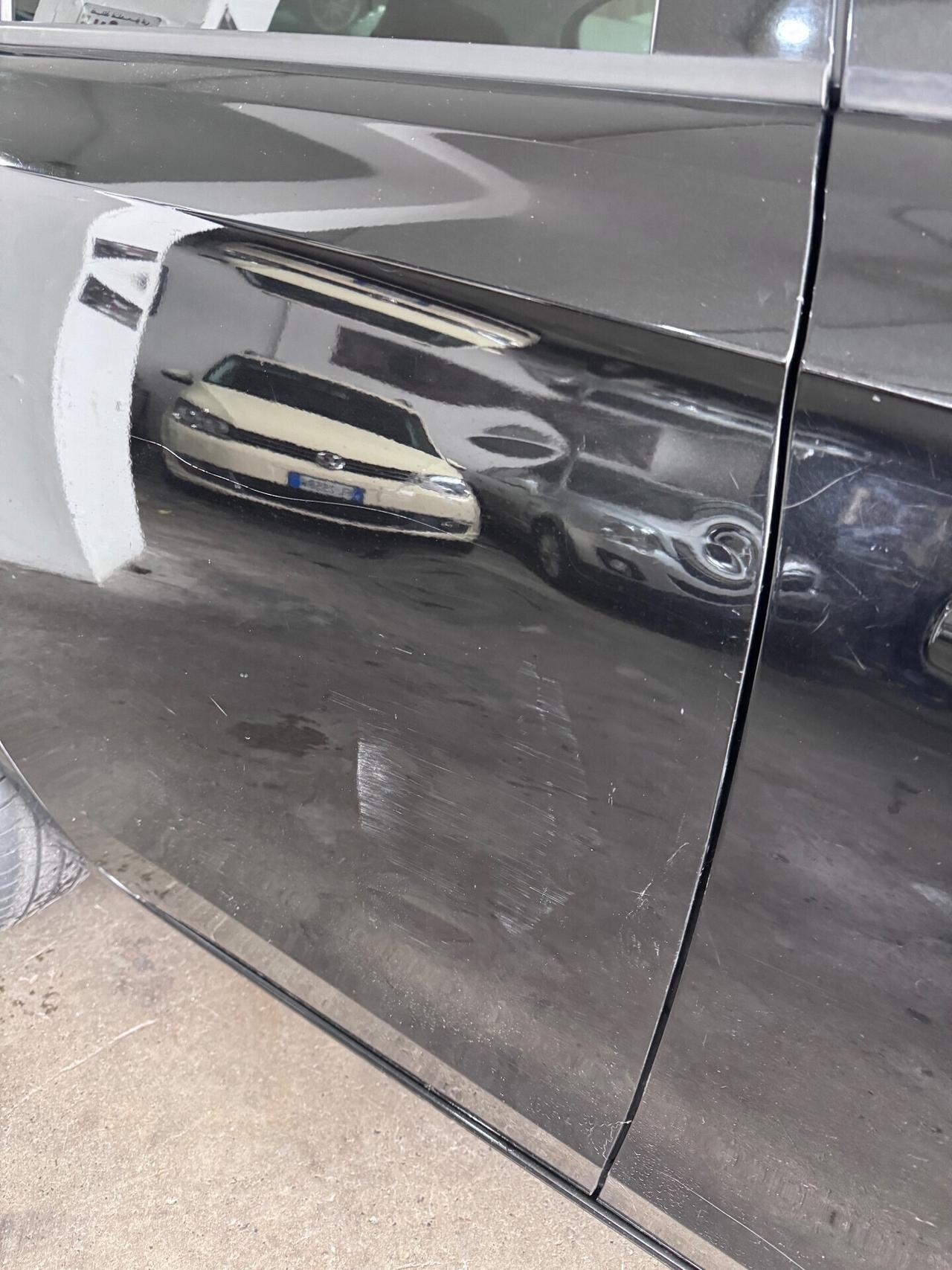 Opel Corsa 1.2 5 porte Black Edition