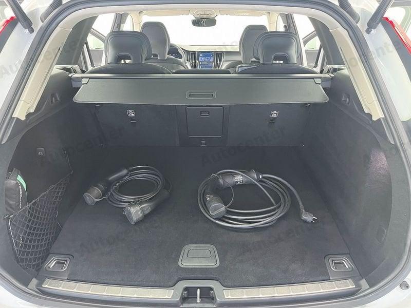 Volvo XC60 T6 Recharge Plug-in Hybrid AWD Inscription Expression
