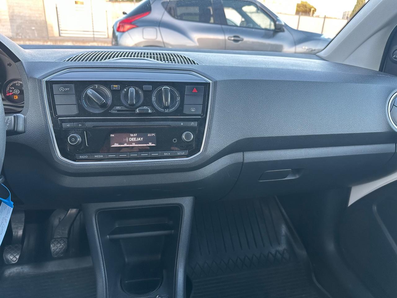 Volkswagen up! 1.0 5p. take