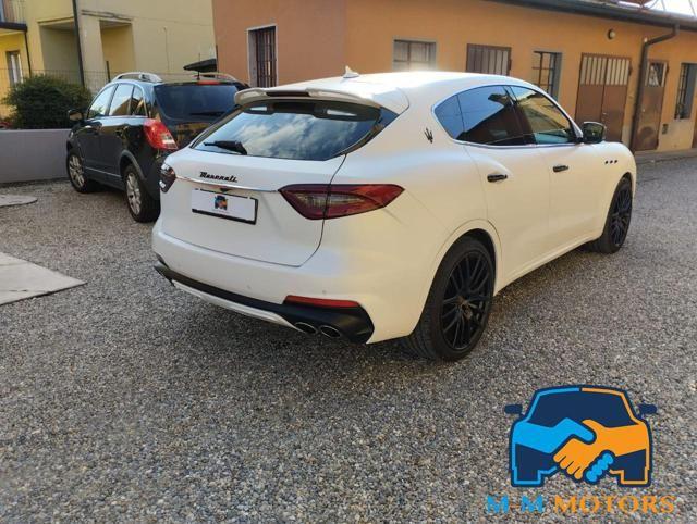 MASERATI Levante V6 Diesel AWD Gransport 250 CV
