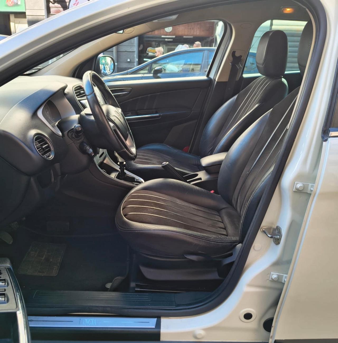 Lancia Delta 1.6 MJT DPF Selectronic Platino