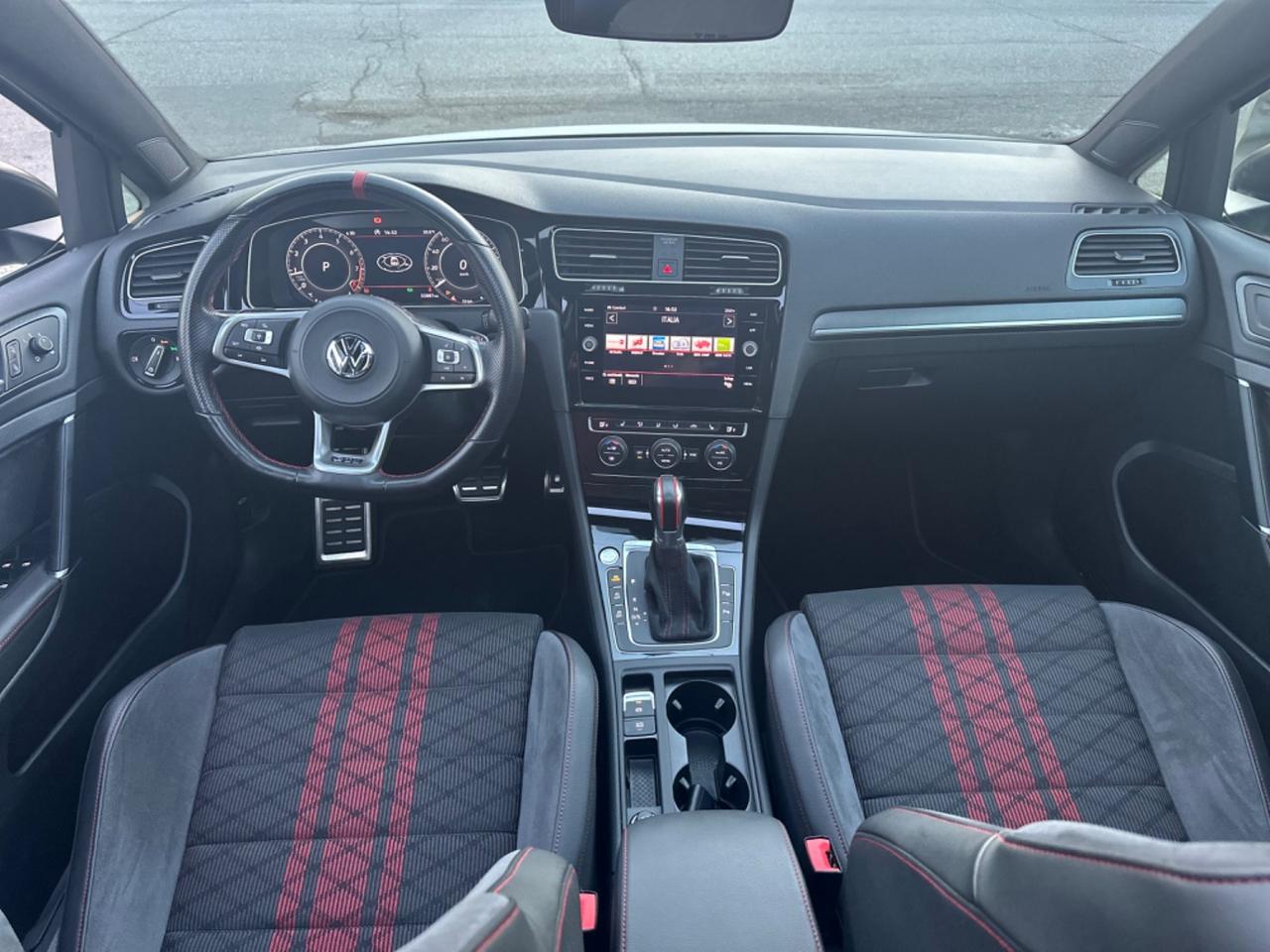 Volkswagen Golf GTI TCR 2.0 TSI DSG 5p. BlueMotion Technology