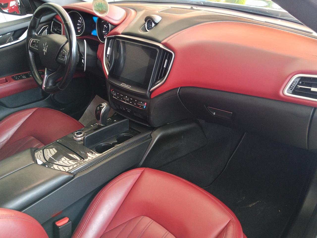 Maserati Ghibli V6 430 CV Q4 Granlusso