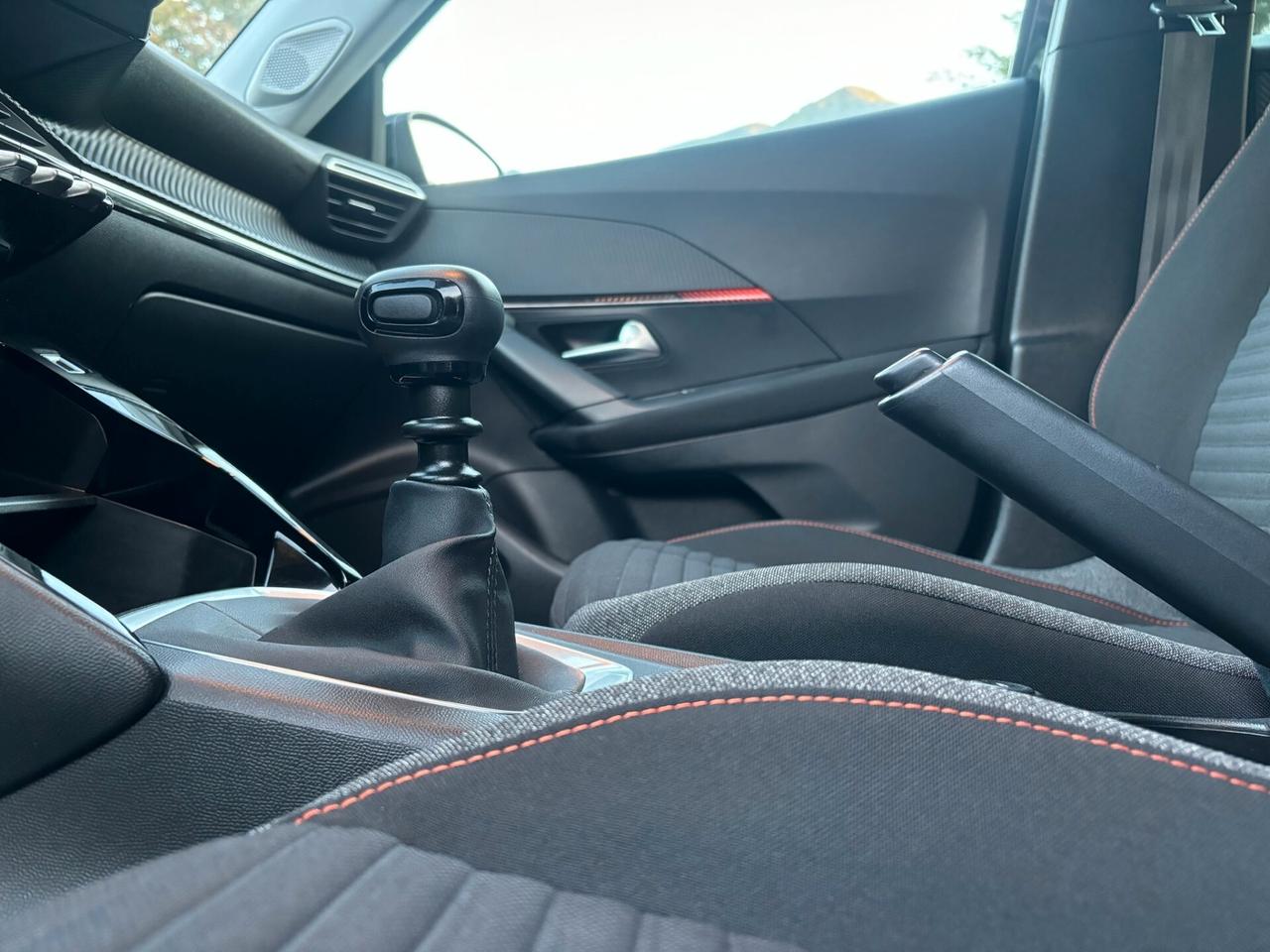 Peugeot 2008 PureTech 100 S&S Allure FULL MY 22