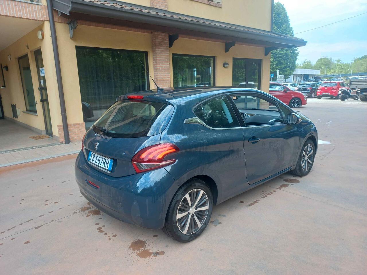 Peugeot 208 PureTech 82 3 porte Active