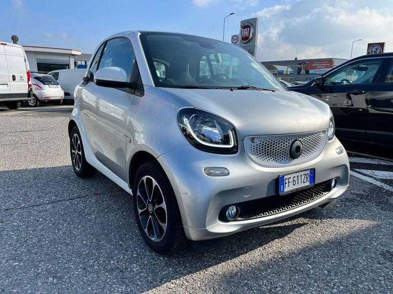 smart fortwo 70 1.0 twinamic Passion