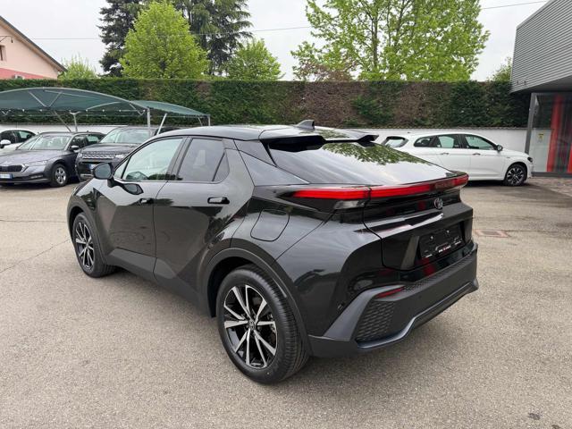 TOYOTA C-HR Plug-in Hybrid 220 Trend