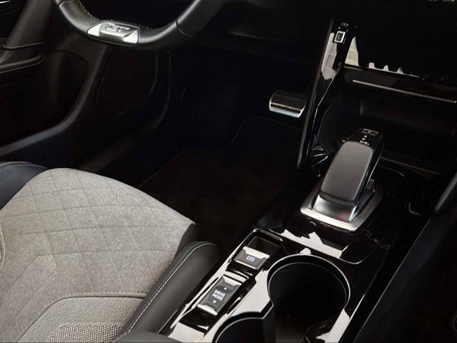 PEUGEOT 2008 motore elettrico 136 CV GT TETTO APRIBILE