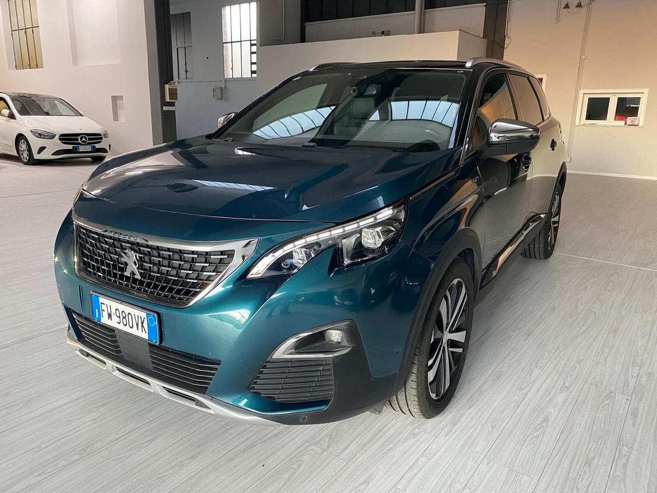 PEUGEOT 5008 BLUEHDI GT PACK 177CV - FULL LED, VIRTUAL COCKPIT, SETTE POSTI