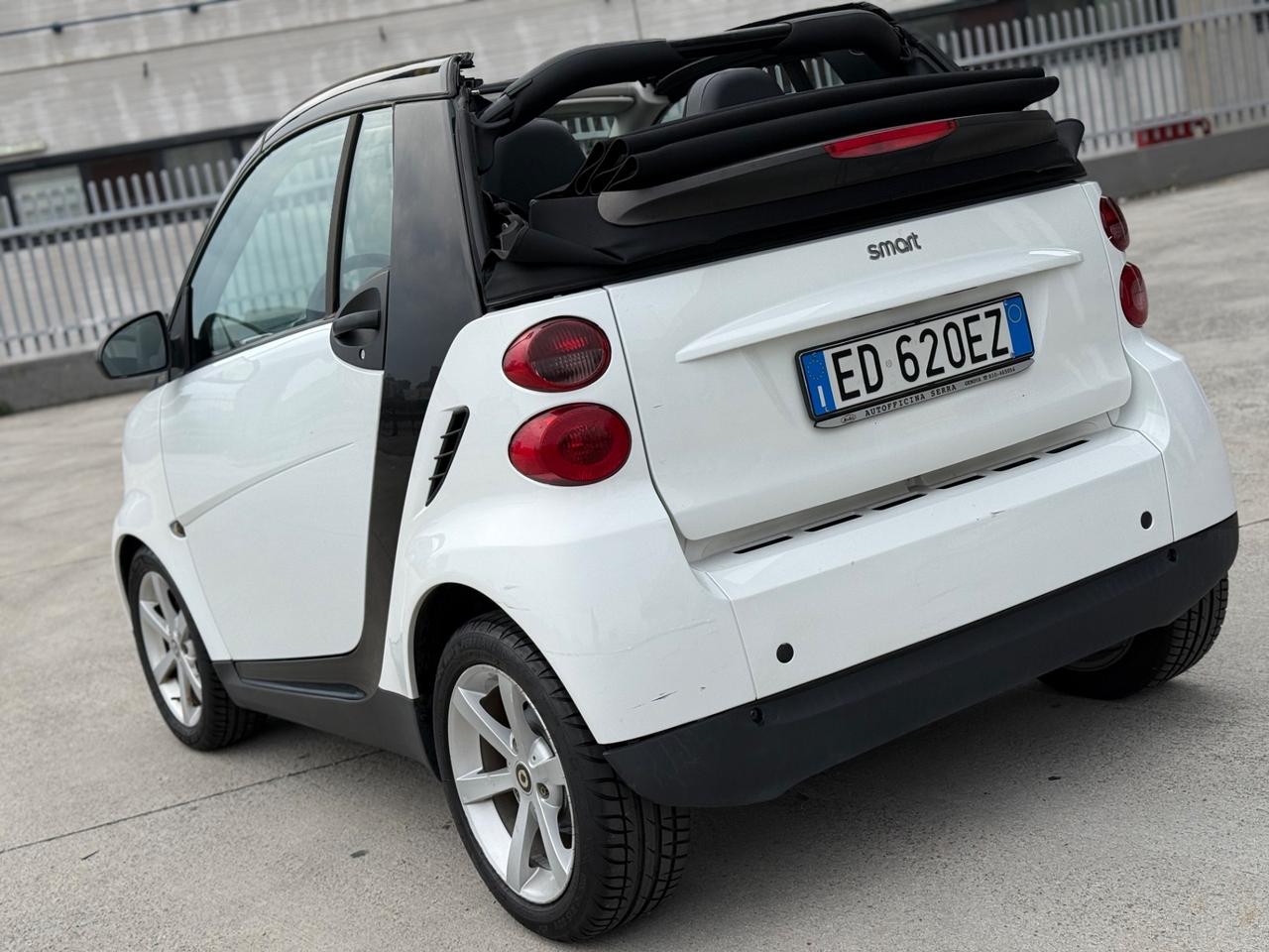 Smart ForTwo 1000 62 kW cabrio passion