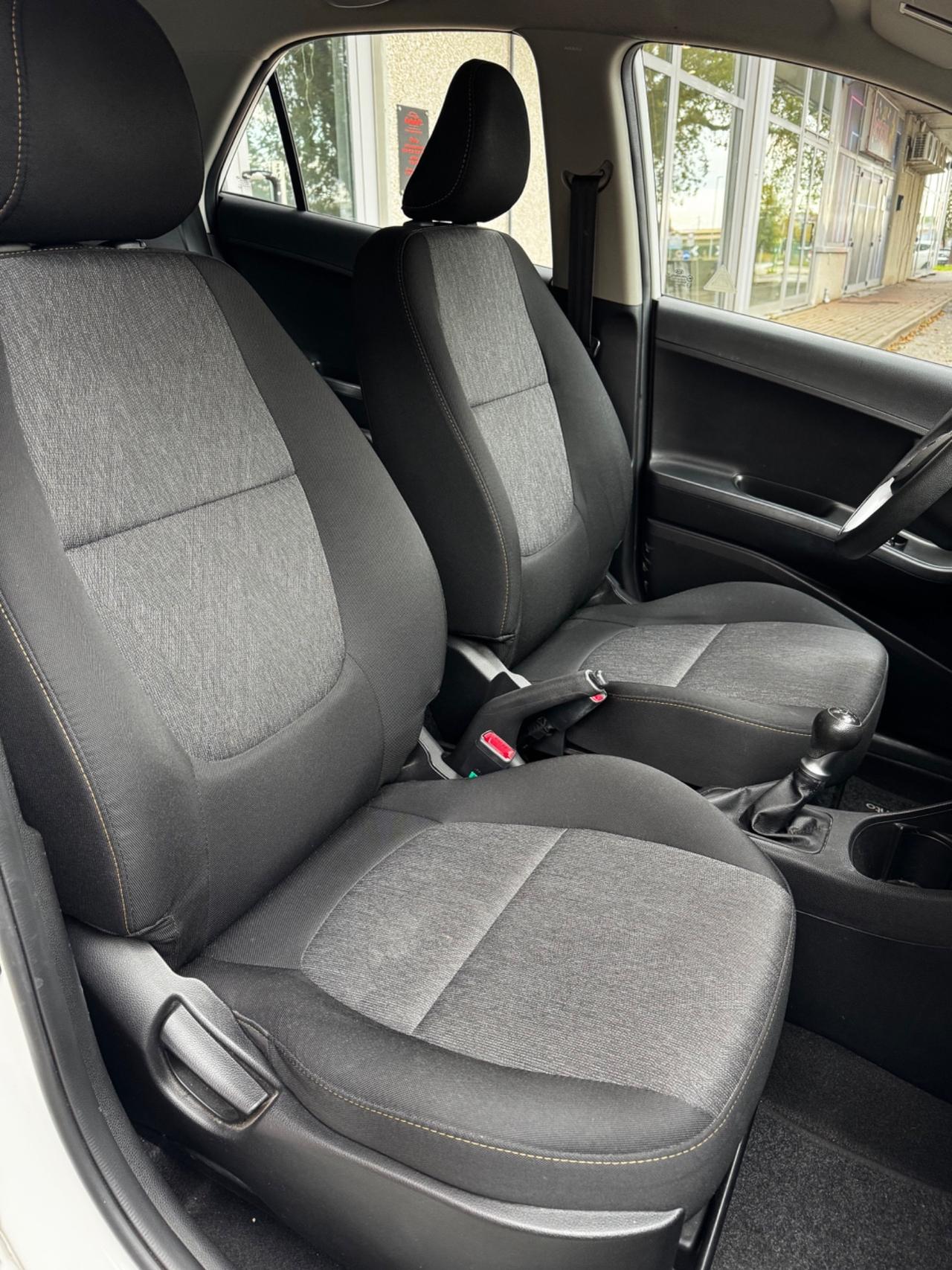 Kia Picanto 1.0 12V 5 porte Glam