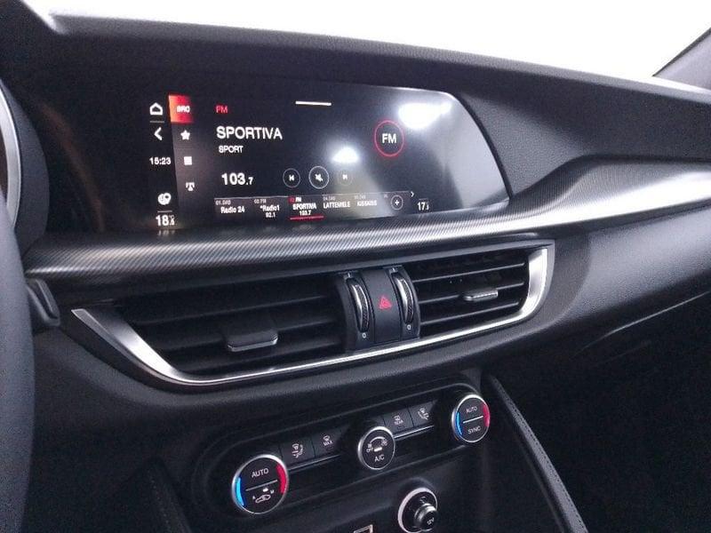 Alfa Romeo Stelvio 2.2 t Sprint Q4 210cv auto