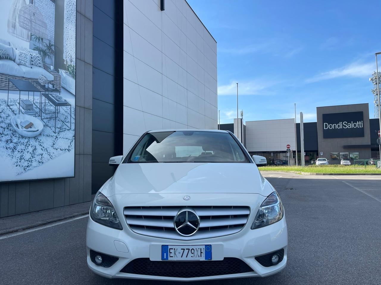 Mercedes-benz B 180 BlueEFFICIENCY Premium
