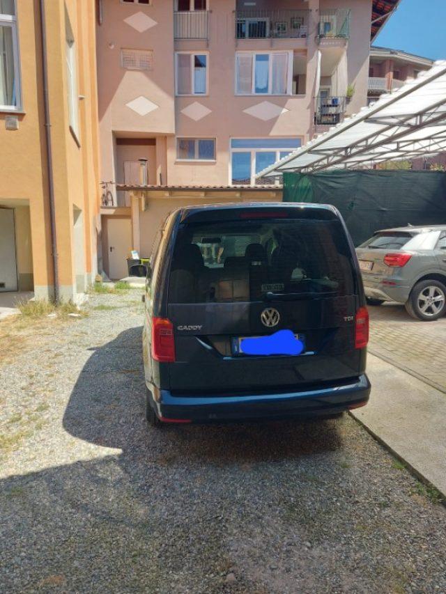 VOLKSWAGEN Caddy 2.0 TDI 102 CV Comfortline N1