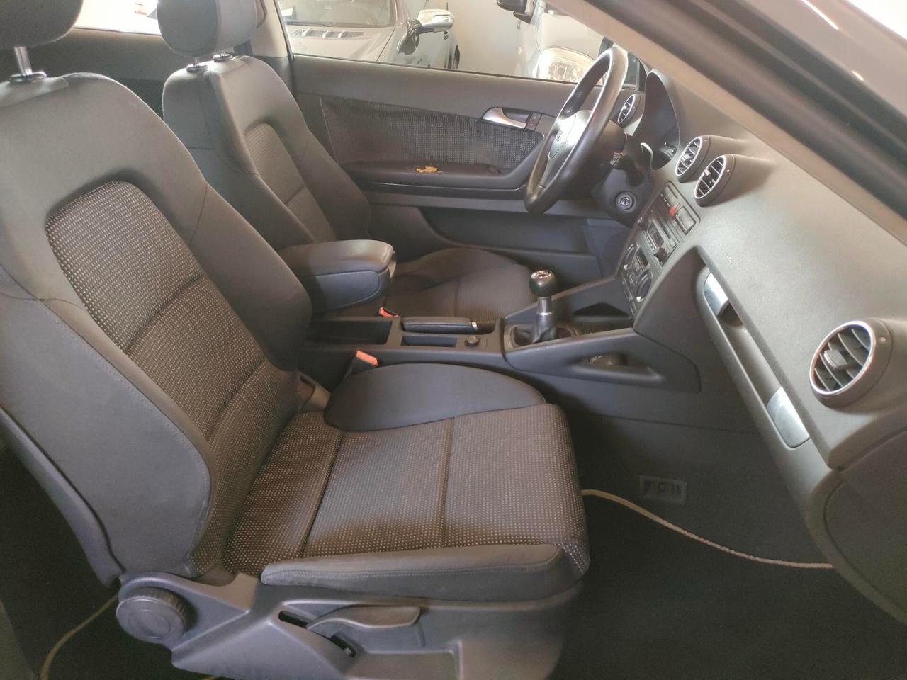 Audi A3 2.0 TDI 3p Ambiente