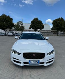 Jaguar XE 2.0 D Turbo aut. Pure