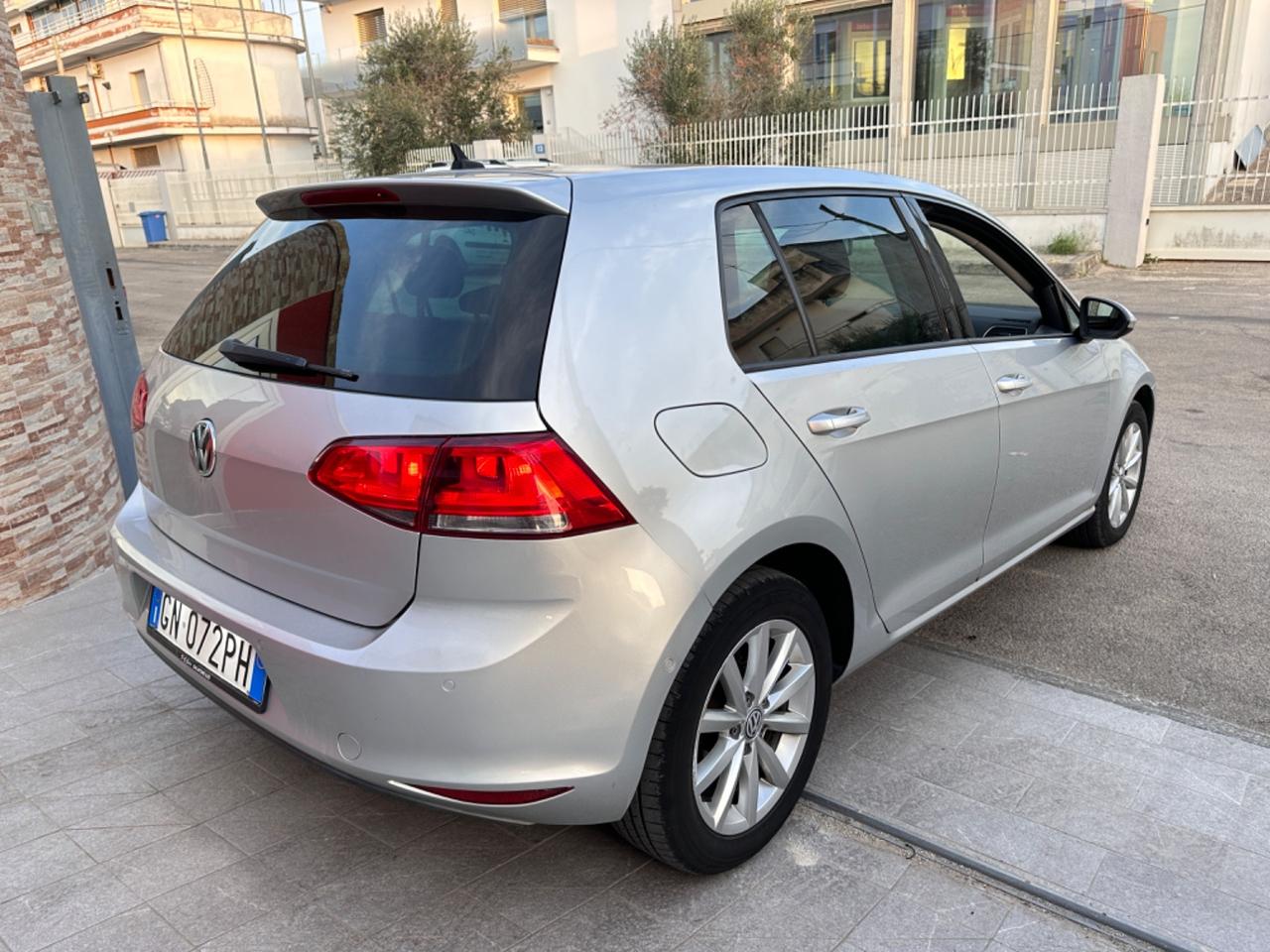 Volkswagen Golf 1.6 TDI 5p. -2013 XENO/NAVI