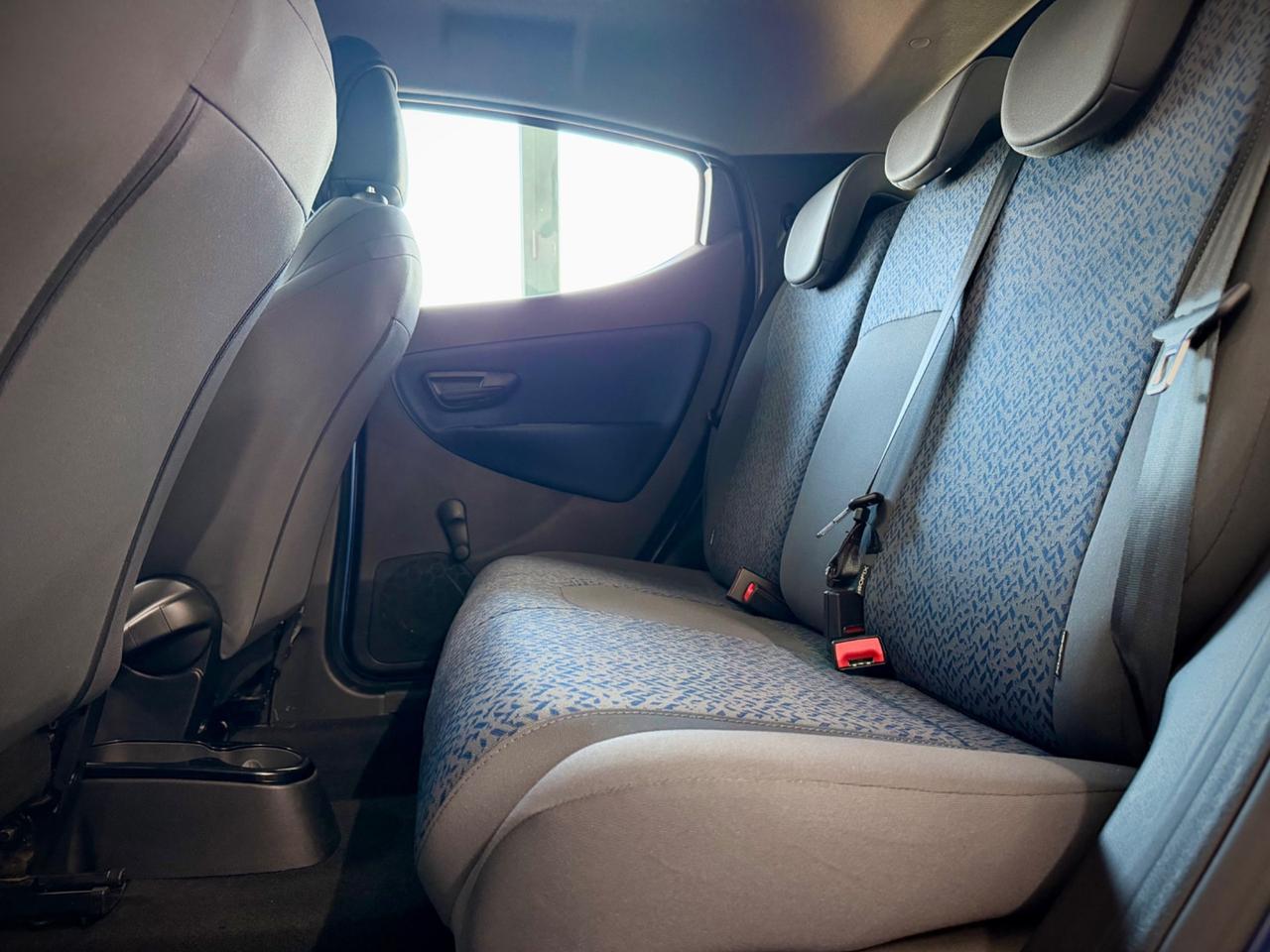 Lancia Ypsilon 1.0 FireFly 5 porte S&S Hybrid Gold