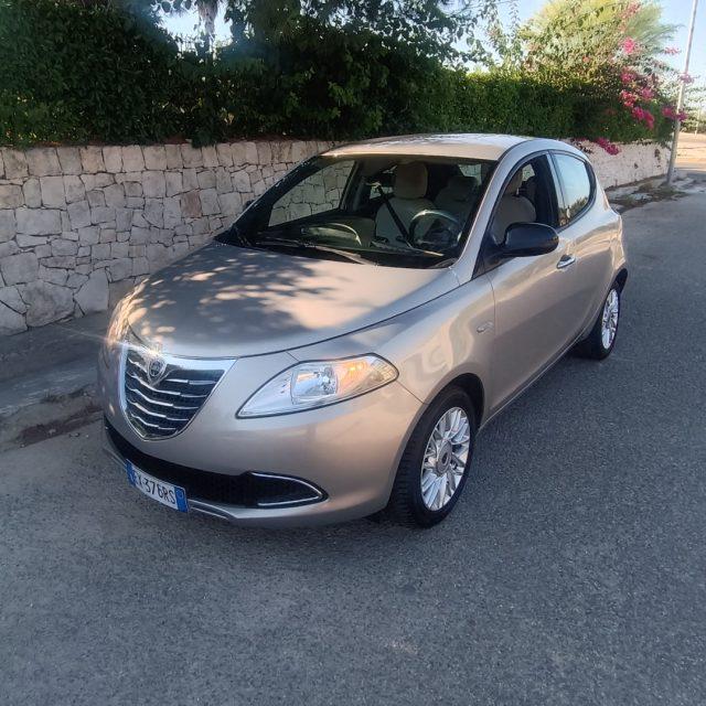 LANCIA Ypsilon 1.2 69 CV 5 porte GPL Ecochic Gold