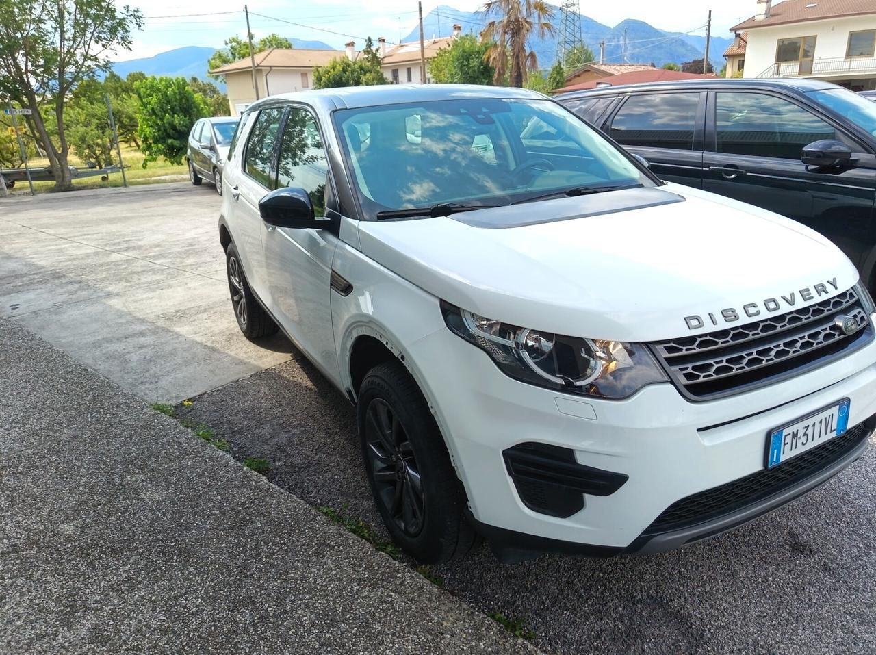 Land Rover Discovery Sport 2.0 4X4 - LEGGI - 2018