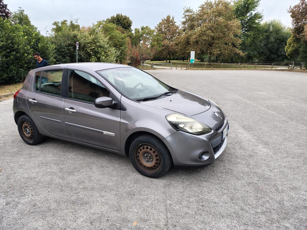 Renault Clio 1.2 16V 5 porte GPL Dynamique
