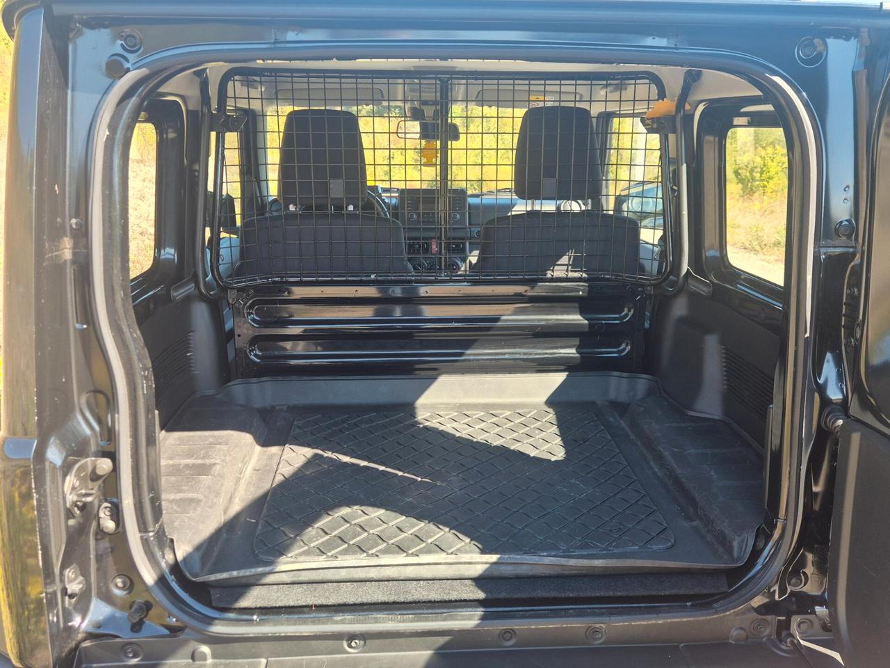 Suzuki Jimny 1.5 5MT PRO (N1)